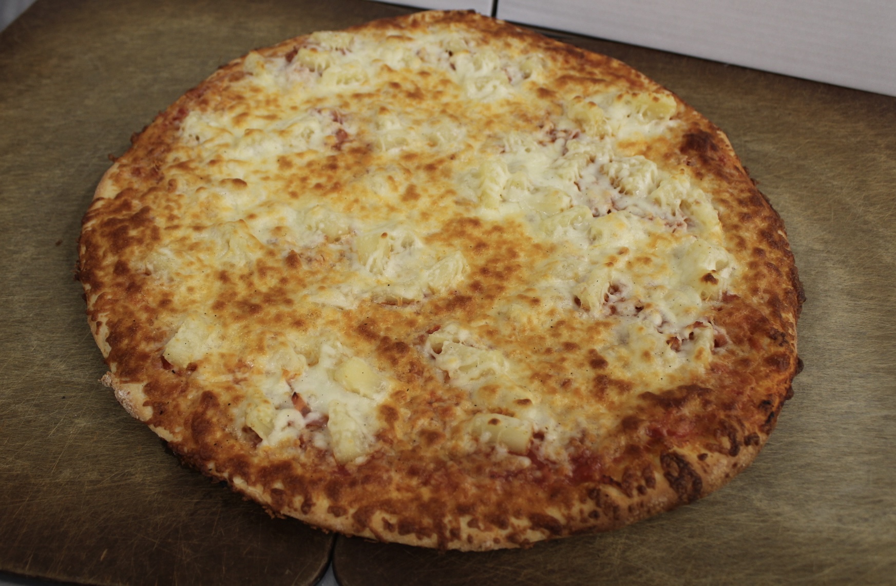 Hawaiian BBQ pizza